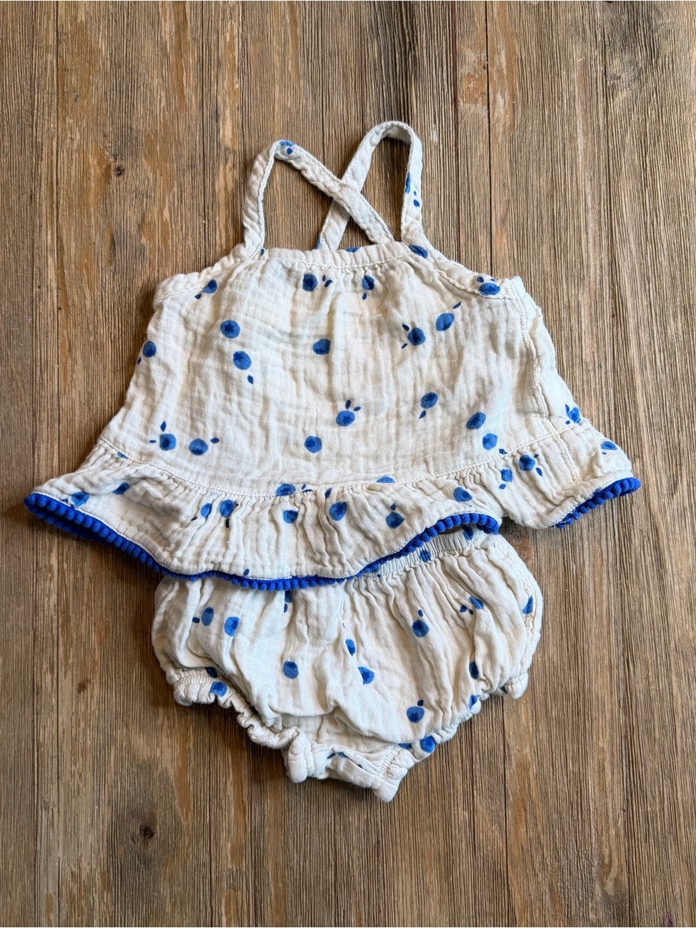 Cat & Jack Girls Cotton Muslin Two-Piece Set Blueberry with Blue Pom Trim 12M